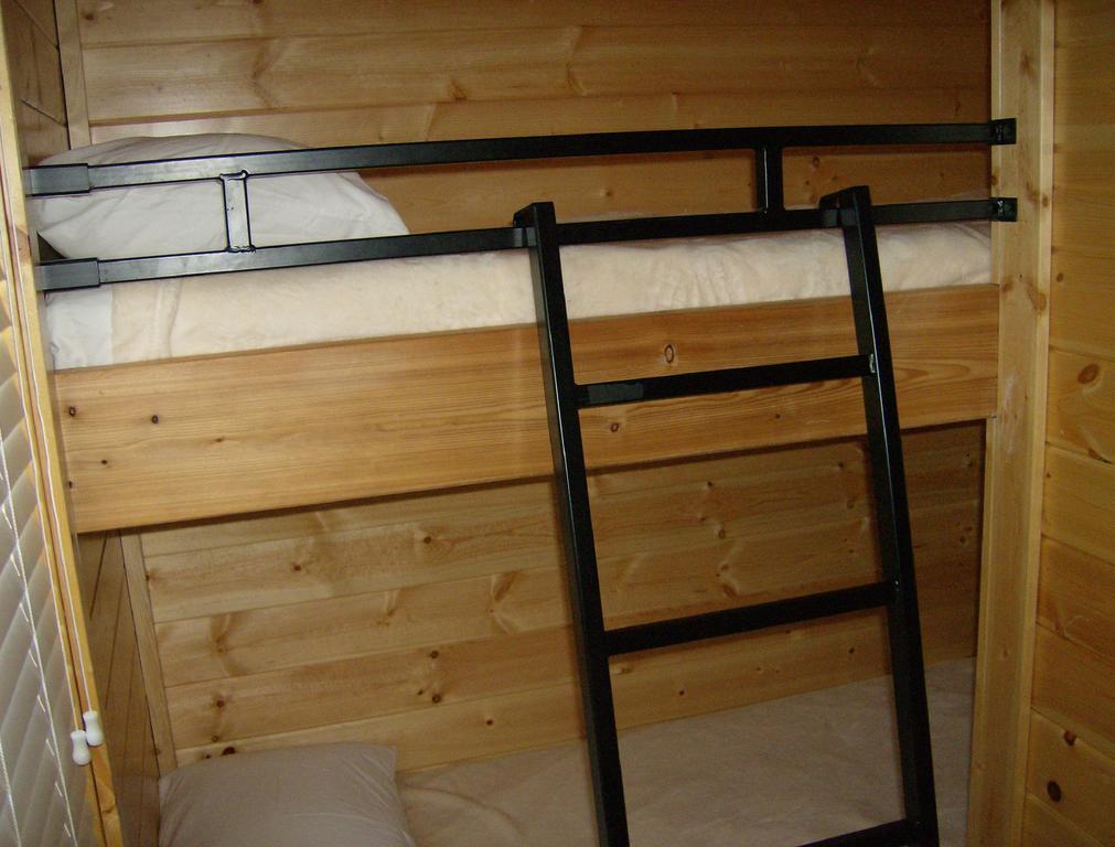 Lake Minden Camping Resort Cottage 2 Nicolaus Ngoại thất bức ảnh